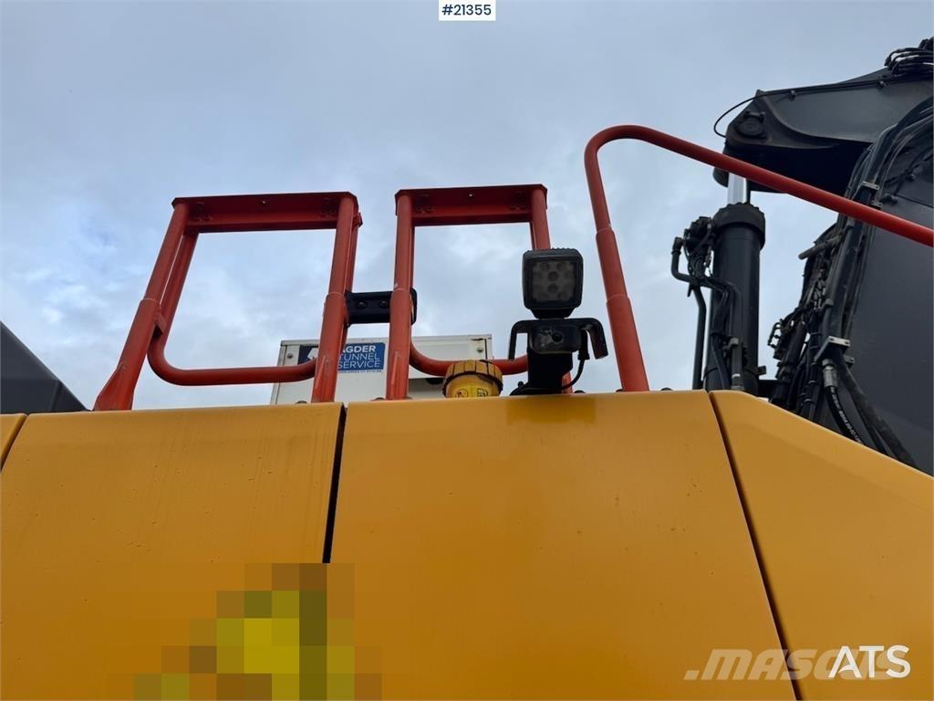 Volvo EC300 EL Excavatoare pe șenile
