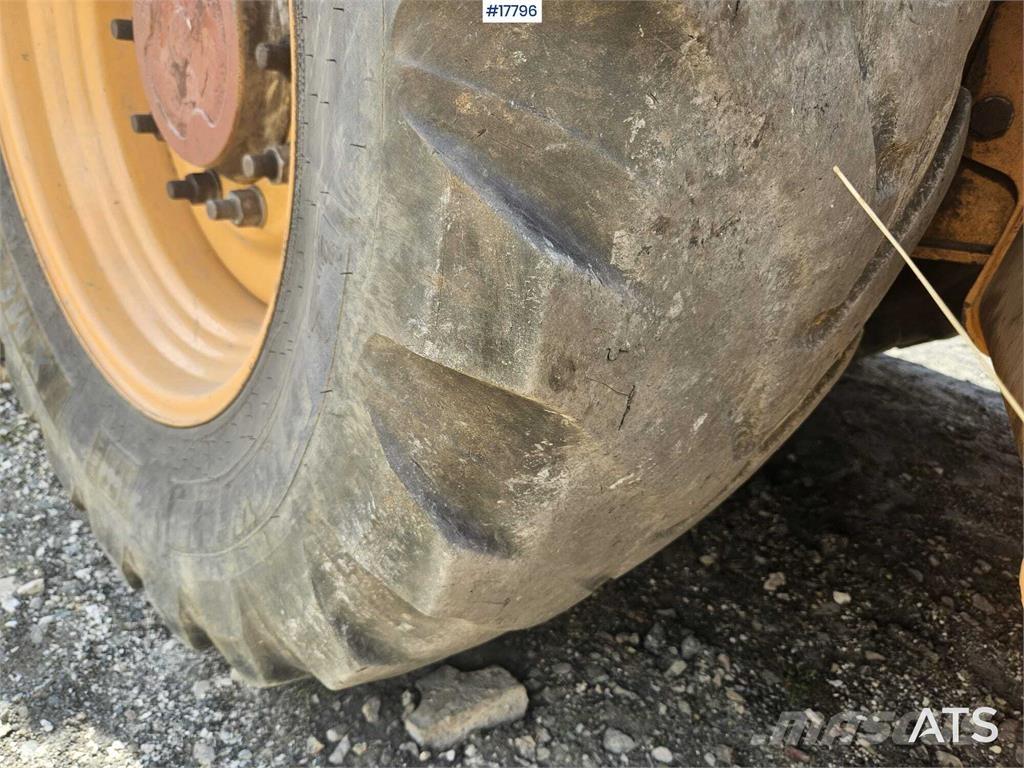 CASE ST 580 Buldoexcavatoare