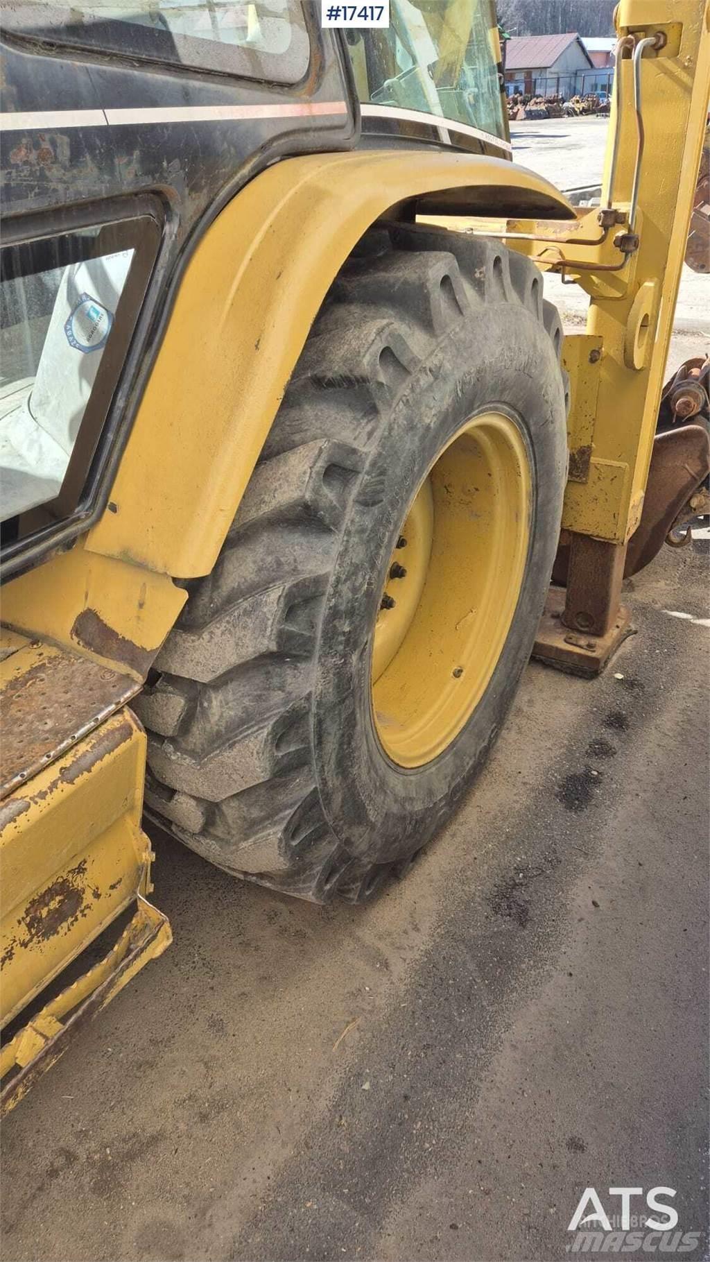 CAT 428D Buldoexcavatoare