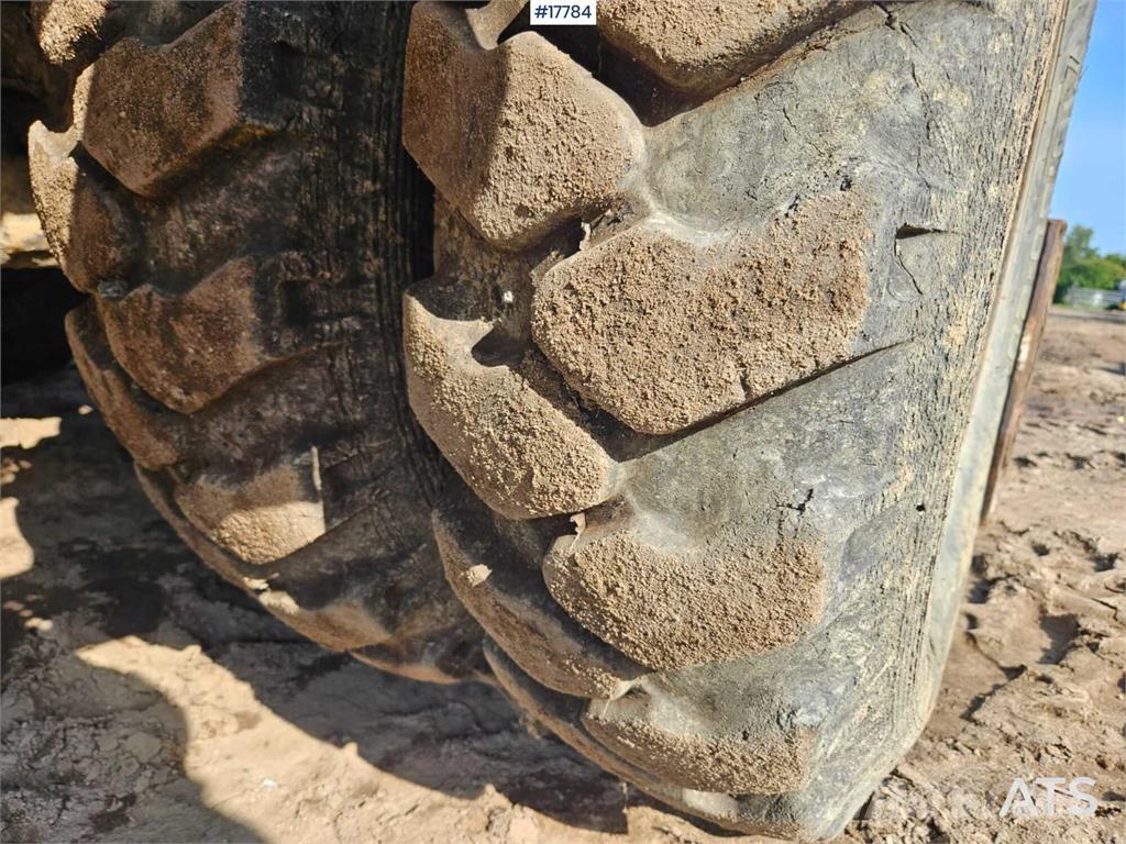 CAT M316C Excavatoare cu roti