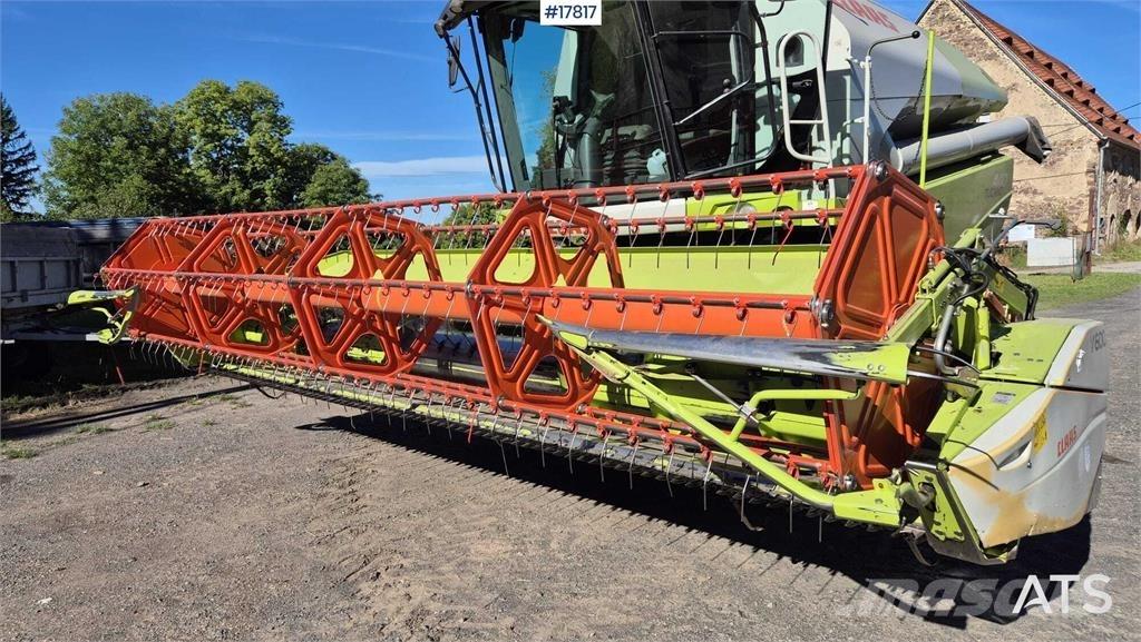 CLAAS Tucano 440 Combine de secerat