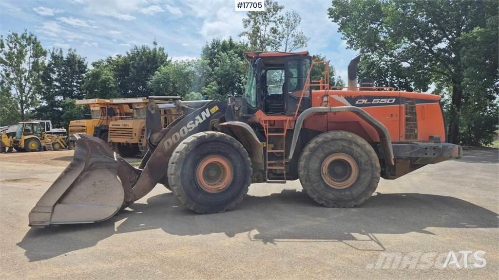 Doosan DL550-5 Incarcator pe pneuri