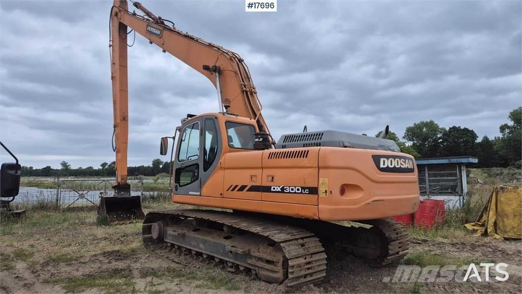 Doosan DX 300 LC Excavatoare pe șenile
