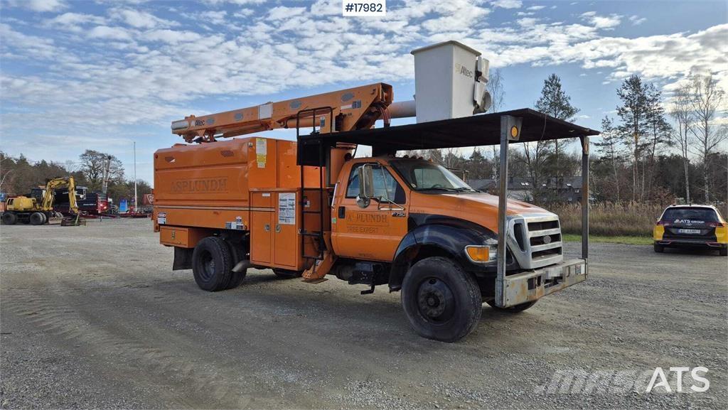 Ford F750 Camioane cu macara