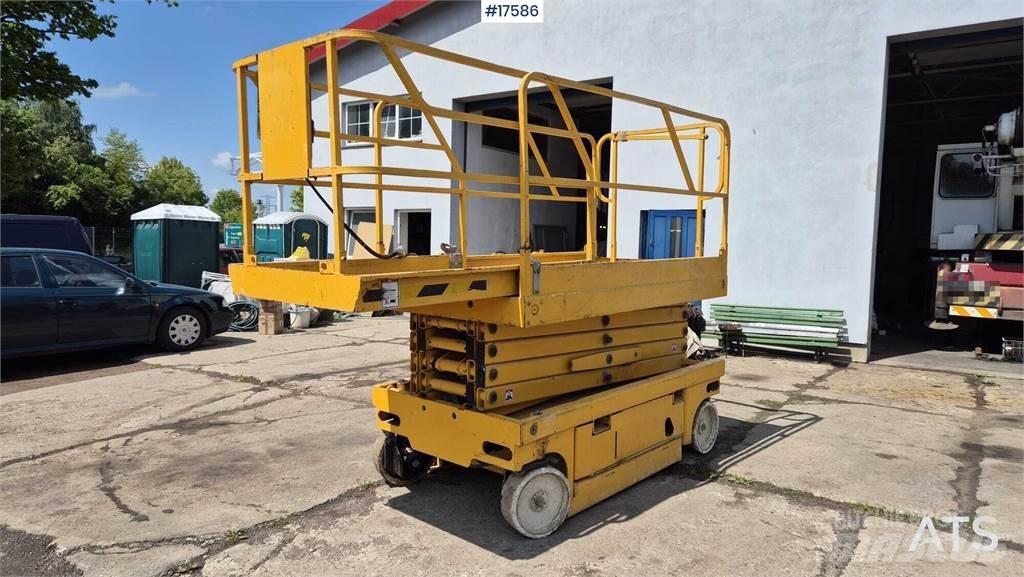 Haulotte Compact 12 Platforme foarfeca