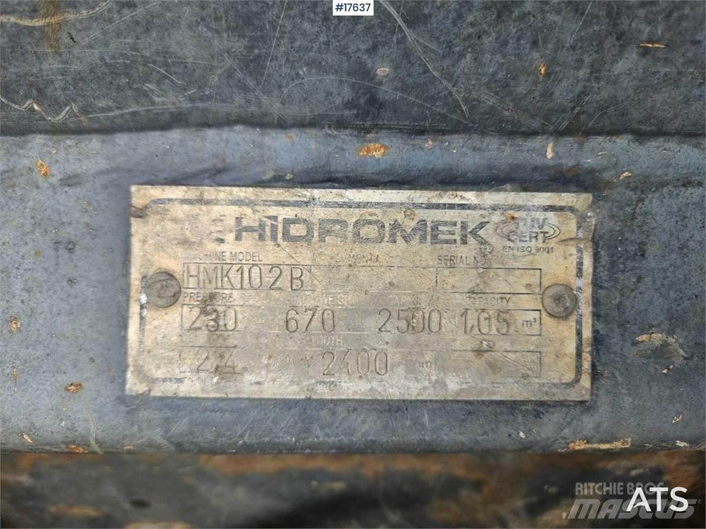Hidromek HMK 102B Buldoexcavatoare