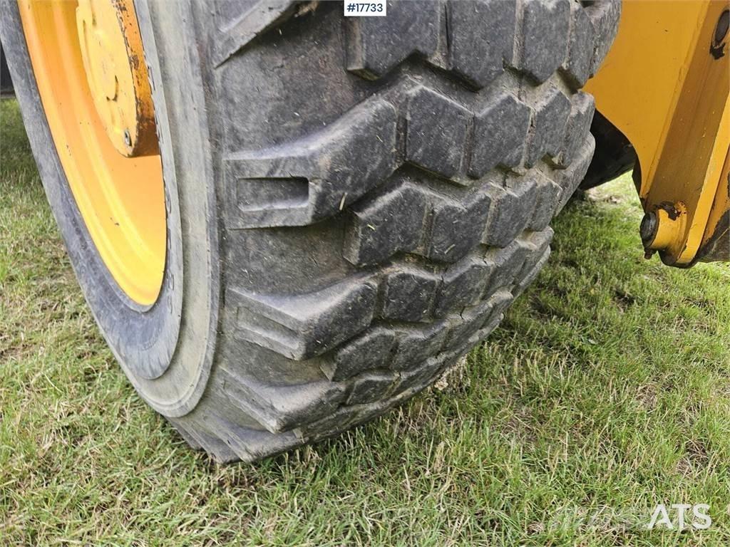 JCB 4CX Buldoexcavatoare