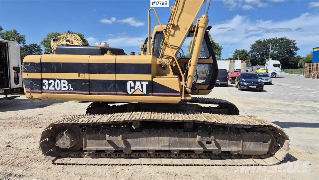 JCB JS 220 LONG Excavatoare pe șenile

