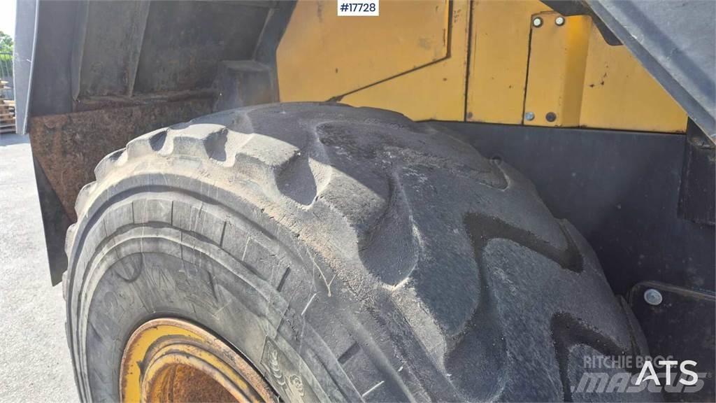 Komatsu WA380-5H Incarcator pe pneuri