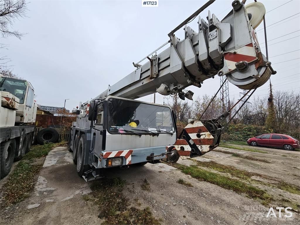 Liebherr 1050-1 Macara pentru orice teren