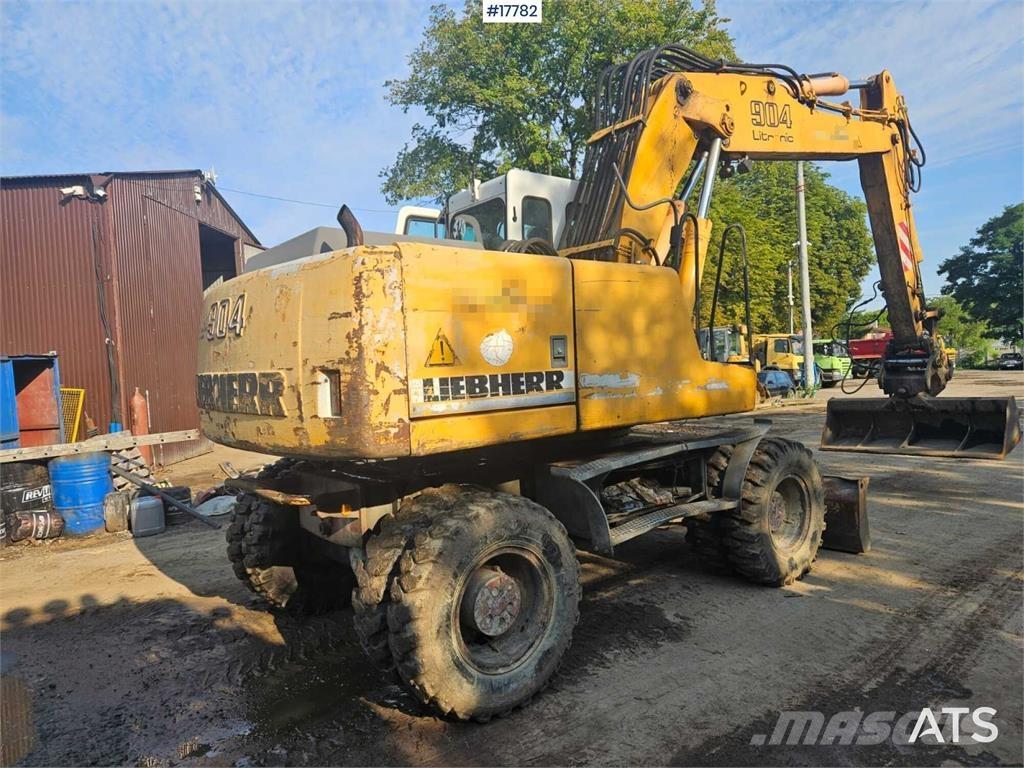 Liebherr A 904 Excavatoare cu roti