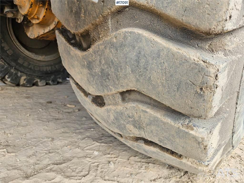 Liebherr L538 Incarcator pe pneuri