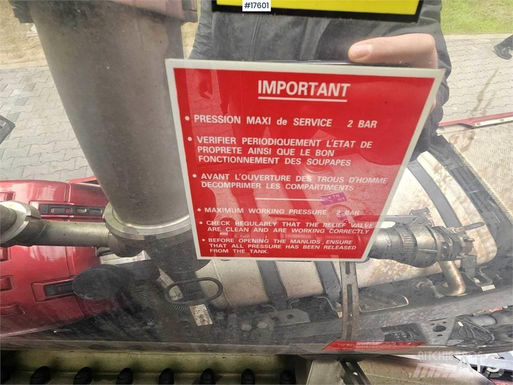 Magyar 6 Ms 2B6 07 Cisterna semi-remorci