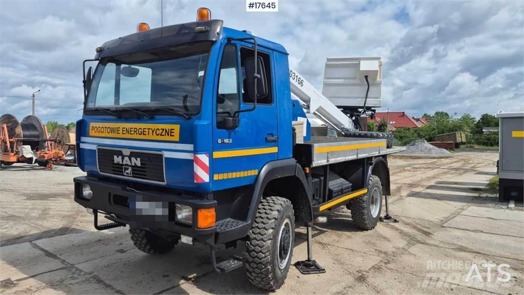 MAN 8.163 Camioane cu macara