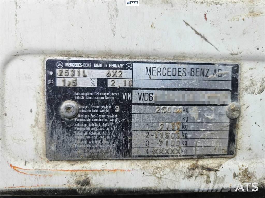 Mercedes-Benz 3734 Mixere beton/mortar
