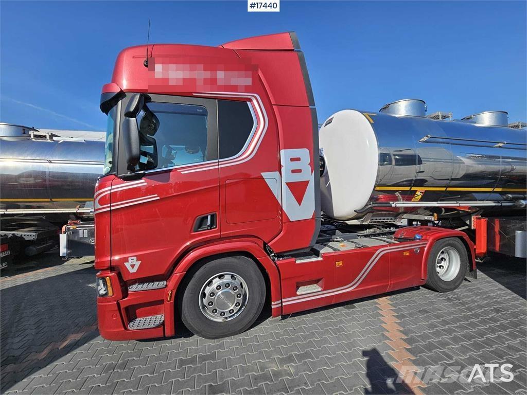 Scania R530 V8 Autotractoare