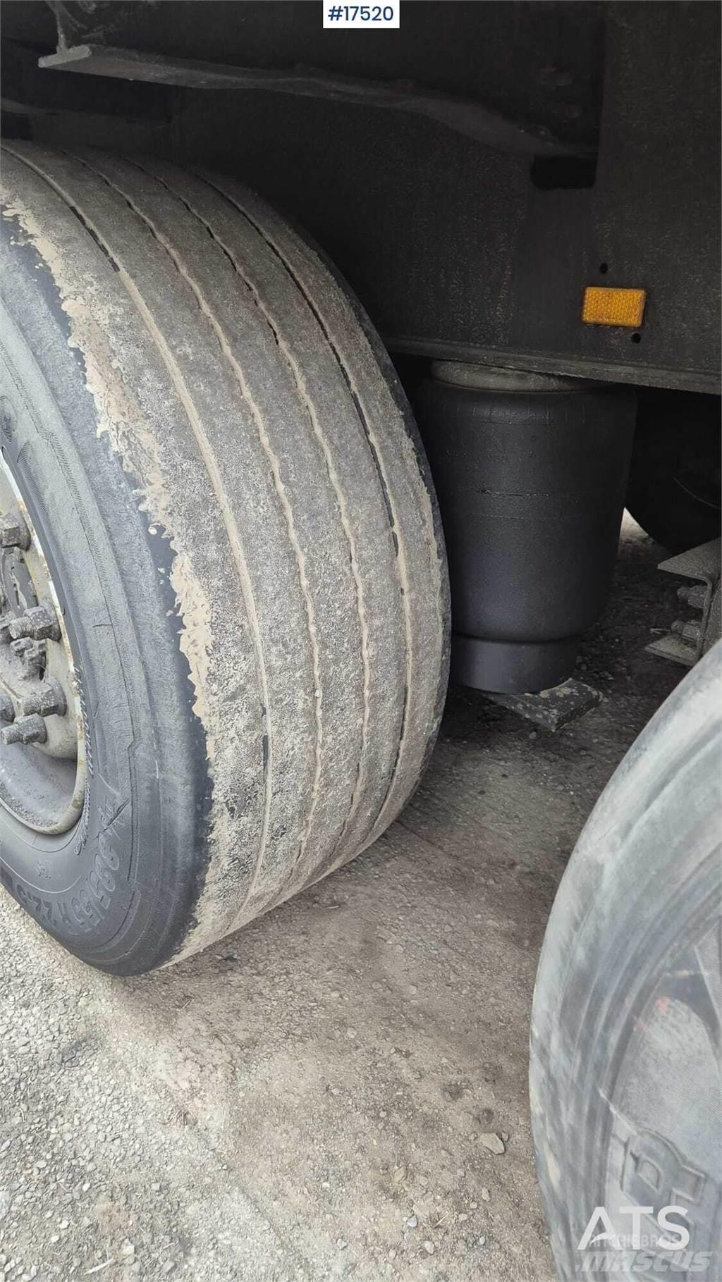 Schmitz SKO 24 Semi-remorca speciala