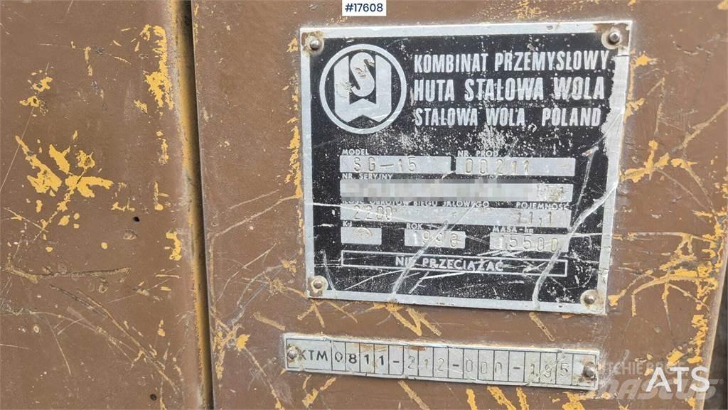 Stalowa Wola SG 15 Buldozere pe senile