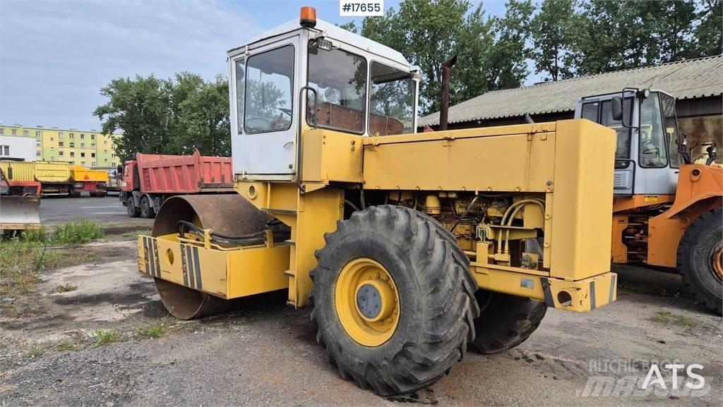 Stavostroj VV 111 Compactoare monocilindrice