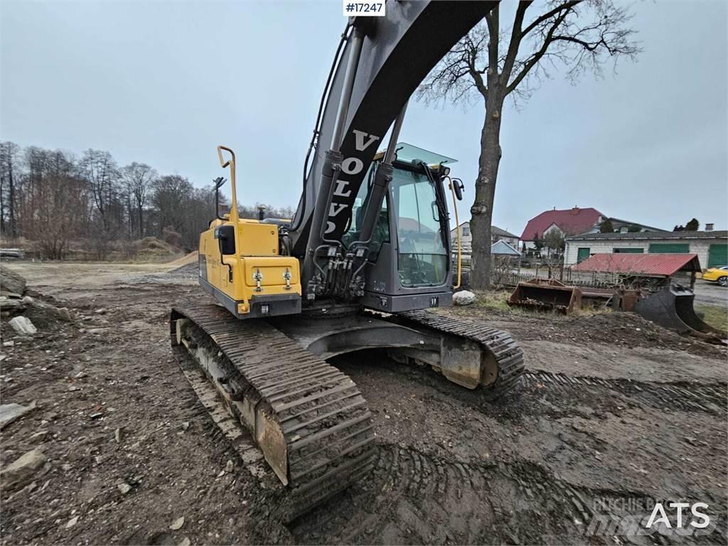 Volvo EC220DL Excavatoare pe șenile
