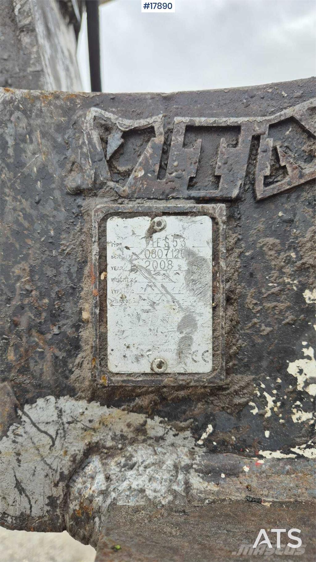 Volvo EW 180 C Excavatoare cu roti