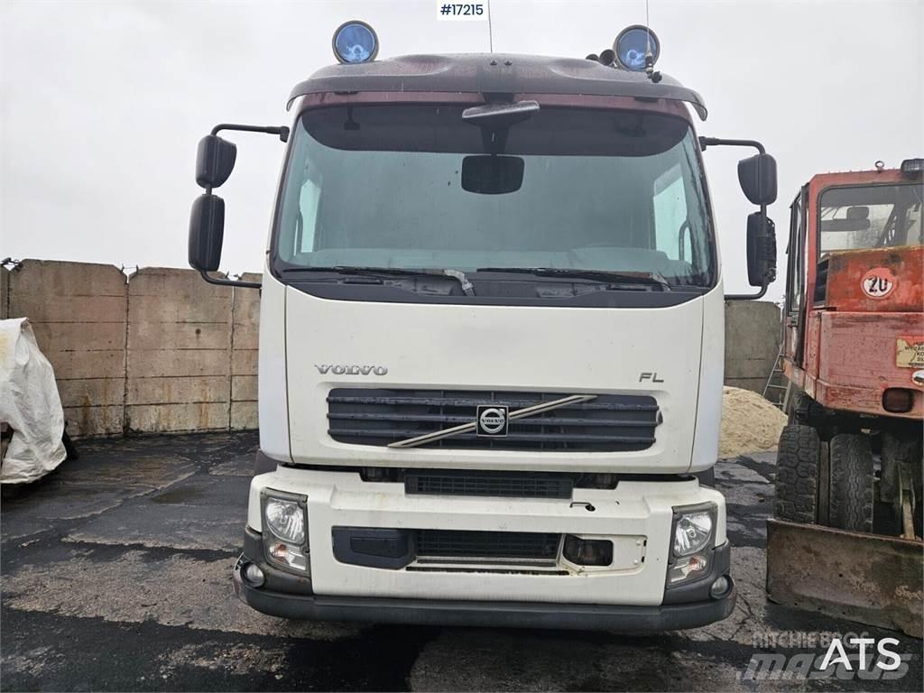 Volvo FL Autobasculanta