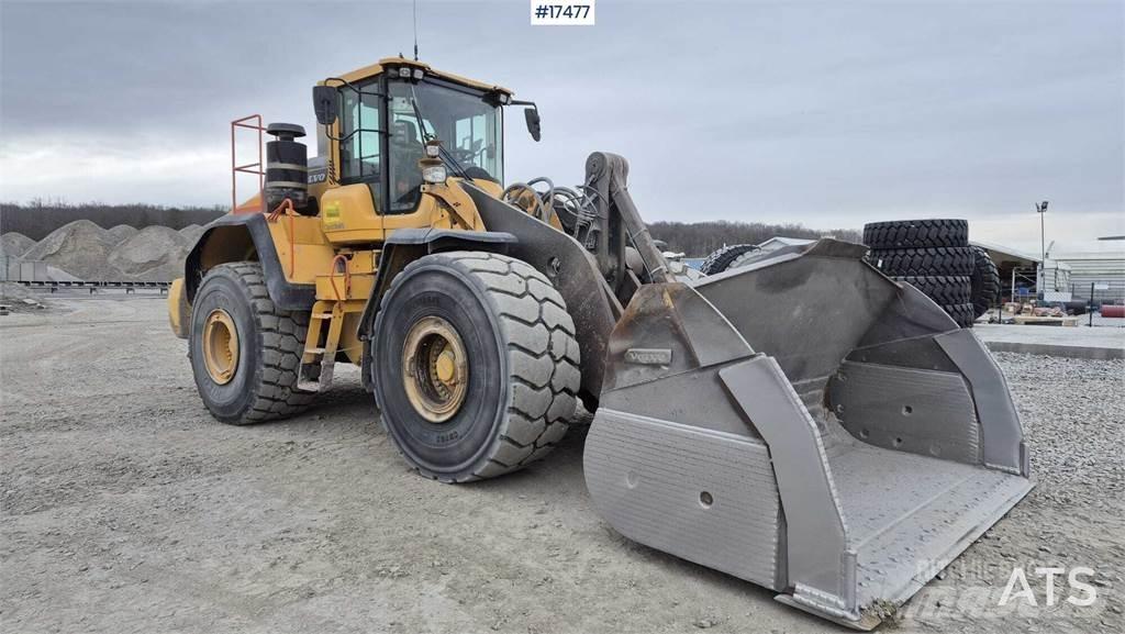 Volvo L220H Incarcator pe pneuri
