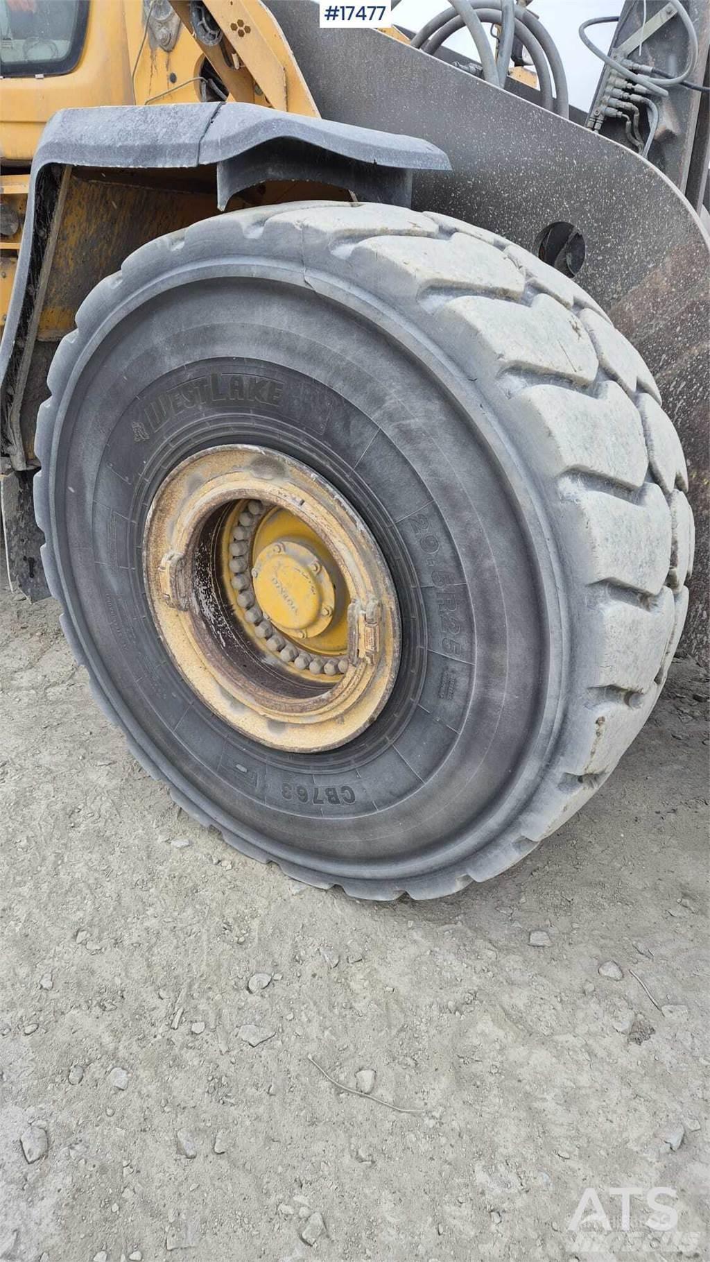Volvo L220H Incarcator pe pneuri