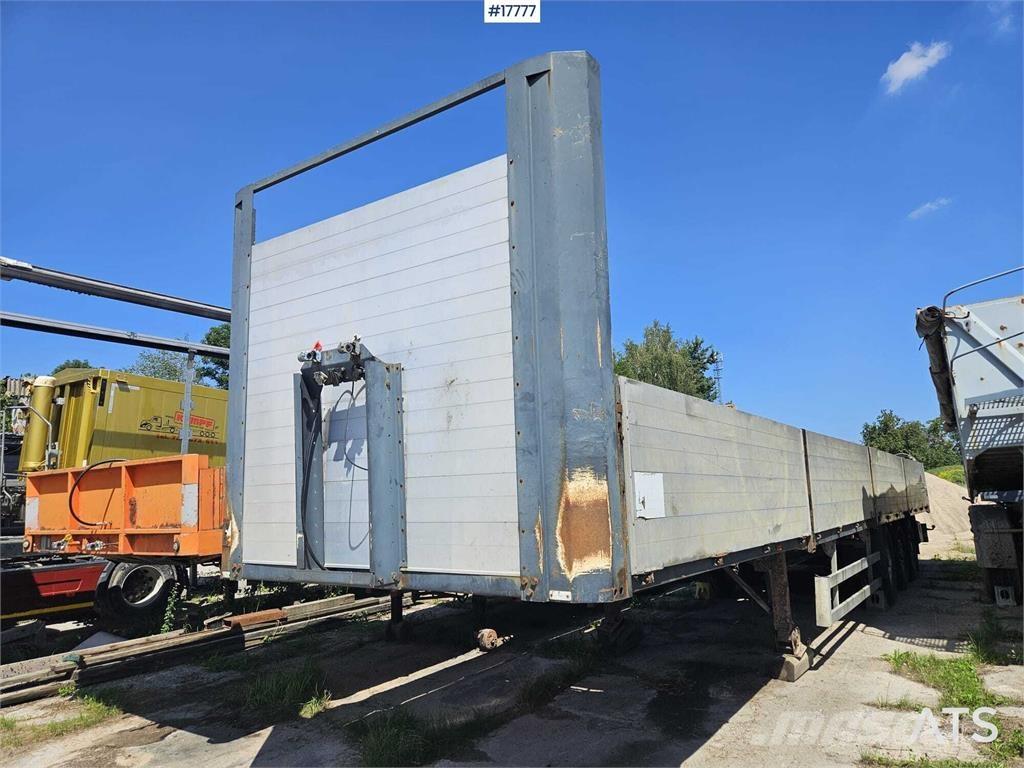 Zaslaw D-651 Flatbed/Dropside semi-trailers