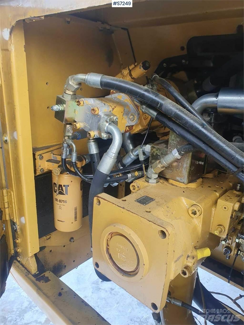 CAT 365C Excavatoare pe șenile
