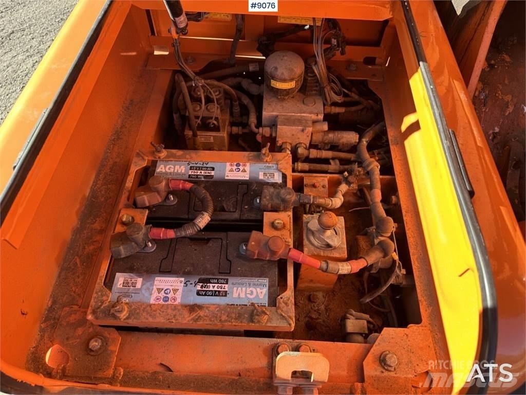 Doosan DX140W Excavatoare cu roti