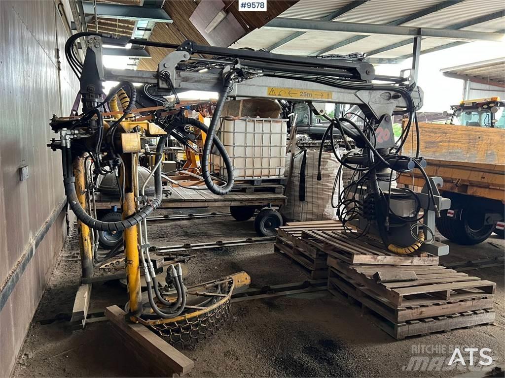  Hinnagårds T125B Utilaje taiere asfalt