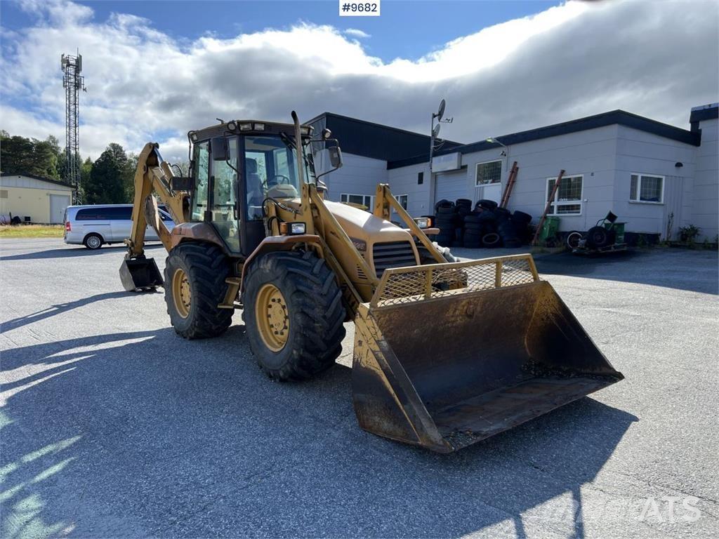 Hydrema 908 Buldoexcavatoare