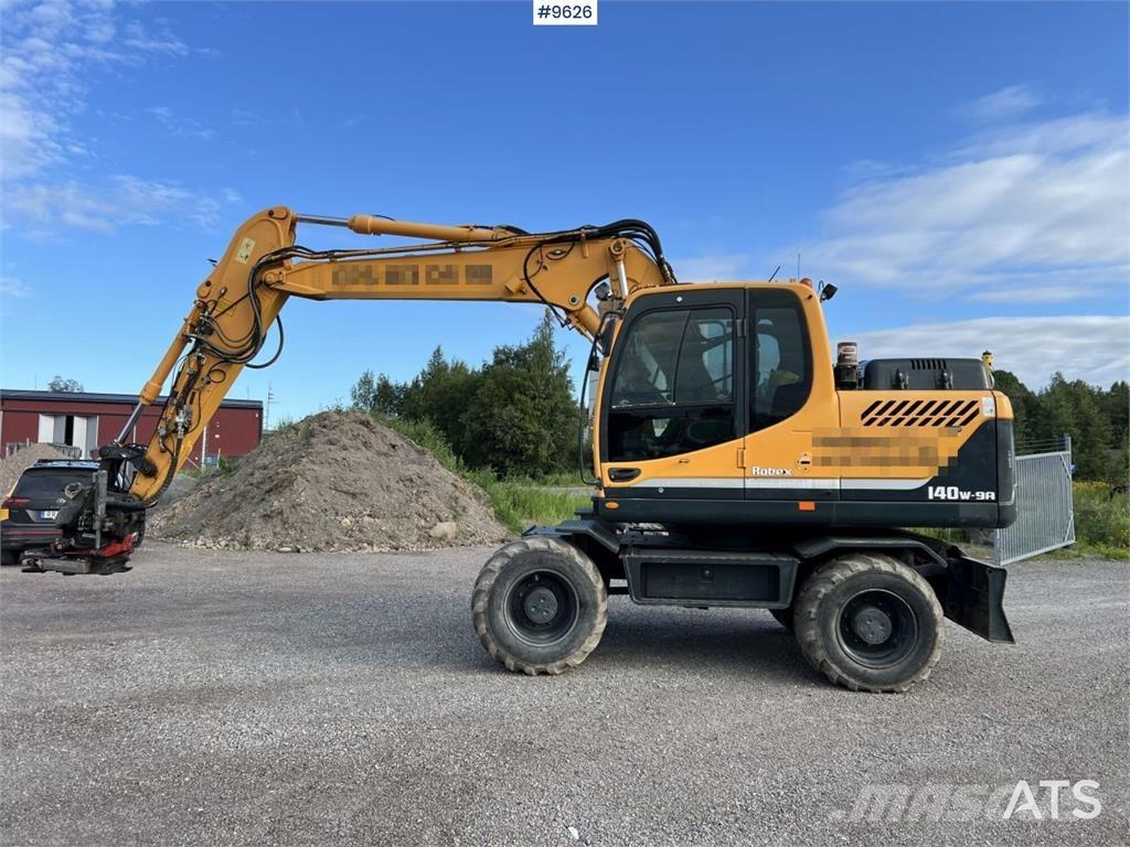 Hyundai 140W-9A Excavatoare cu roti