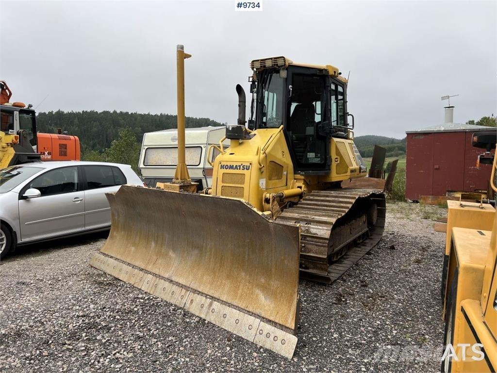 Komatsu D51PX-22 Buldozere pe senile