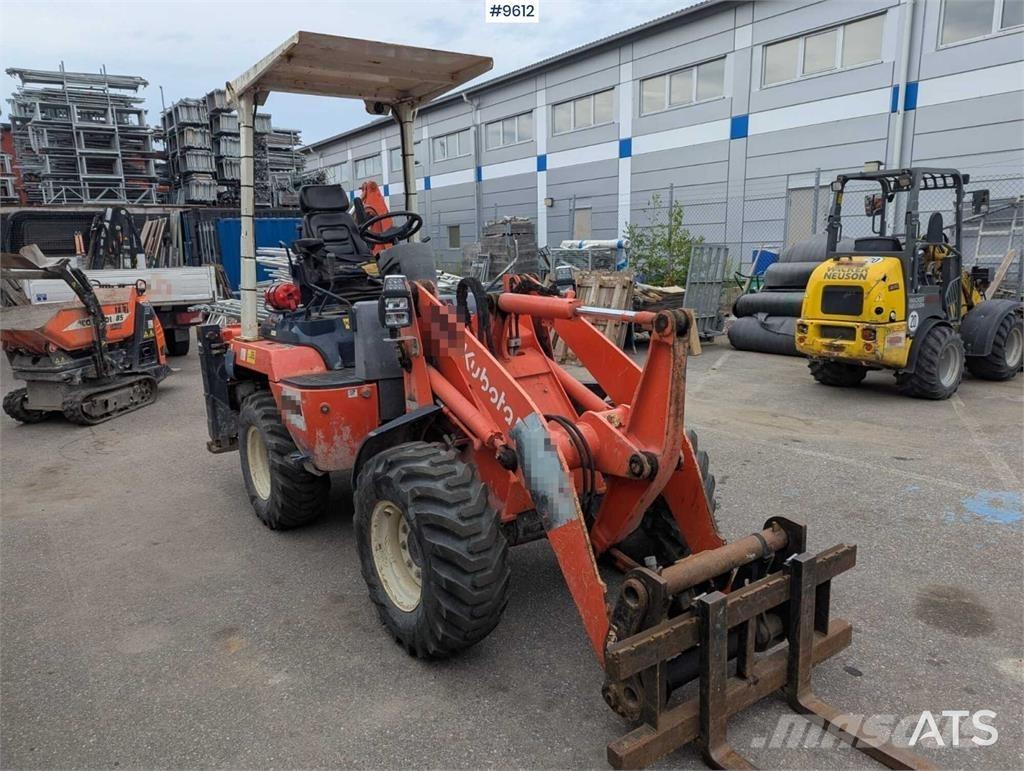 Kubota backhoe loader Buldoexcavatoare