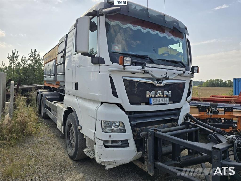 MAN TGX 25.500 Camion cu carlig de ridicare
