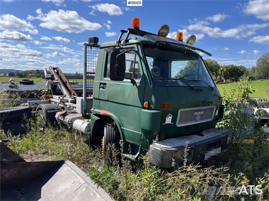 MAN VW 8,150 F Camion cu carlig de ridicare