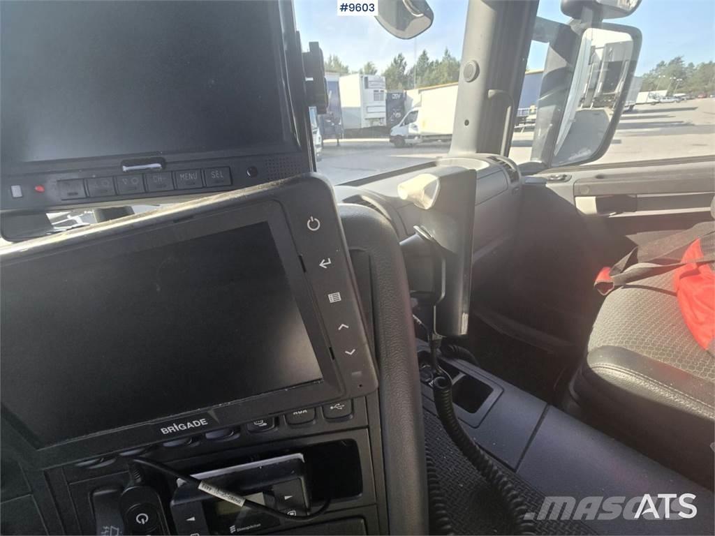 Scania P280 Skåpbil Autocamioane