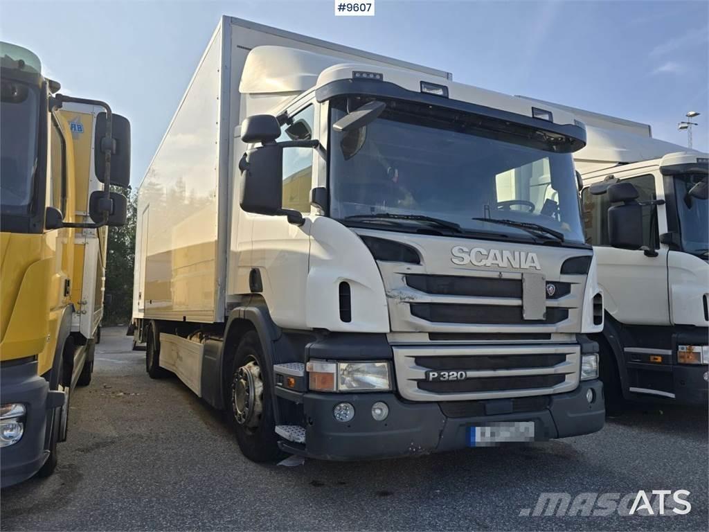 Scania P320 Skåpbil Autocamioane