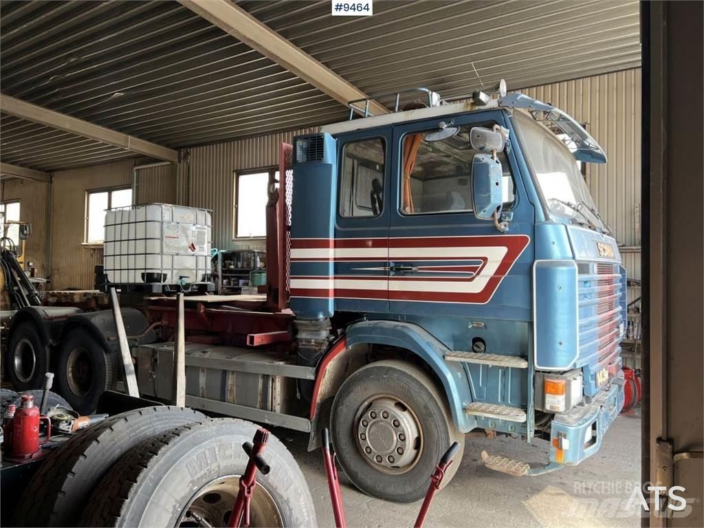 Scania R143 Camion cu carlig de ridicare