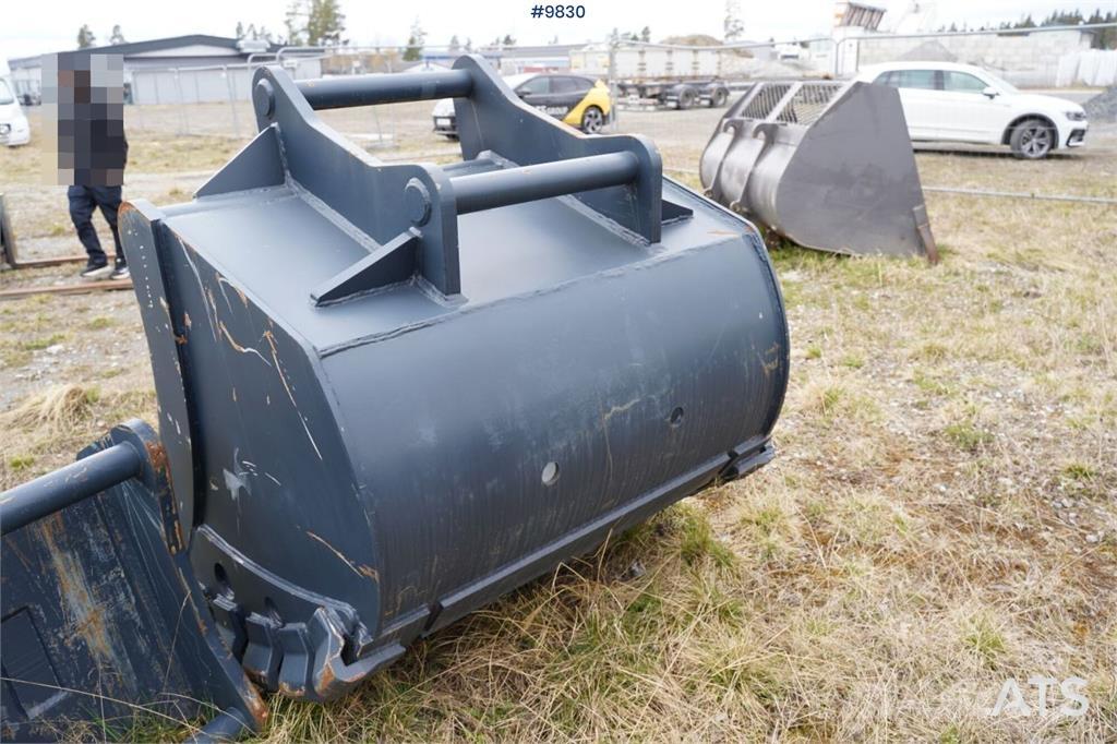  TOBA Tooth bucket S80 Pistoane