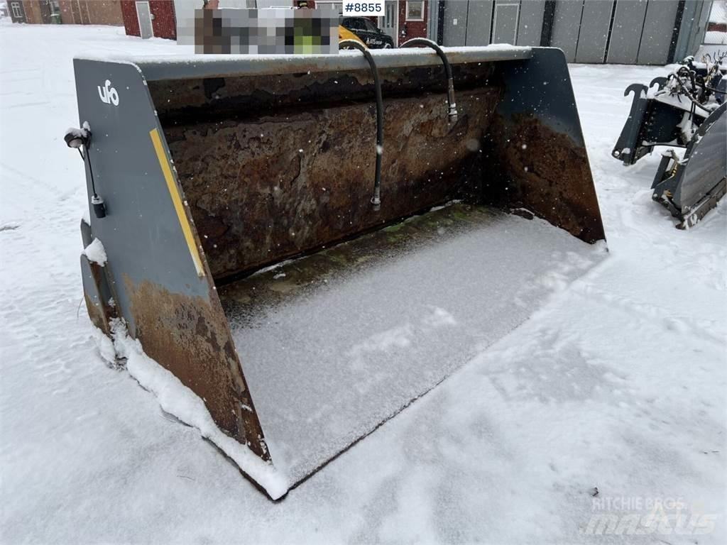 UFO Sandspridarskopa Alte componente