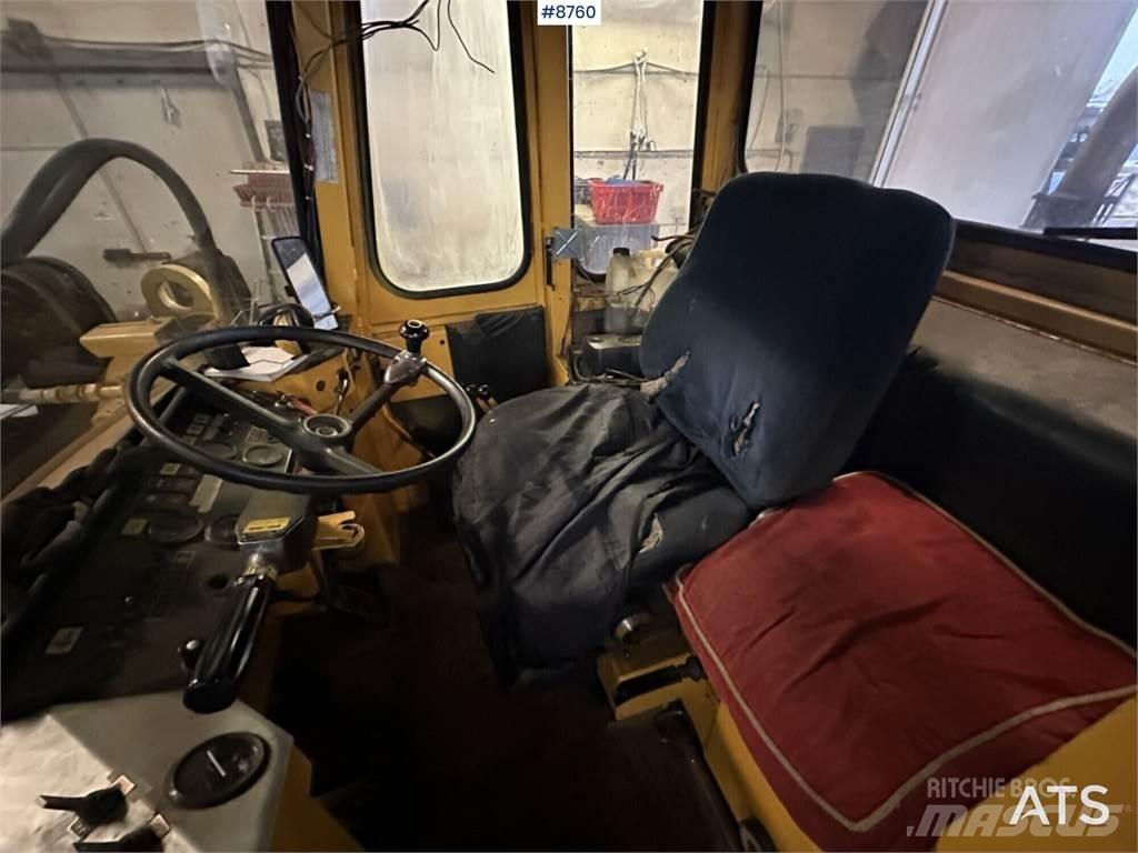 Volvo BM 4400 buldozere pe roti