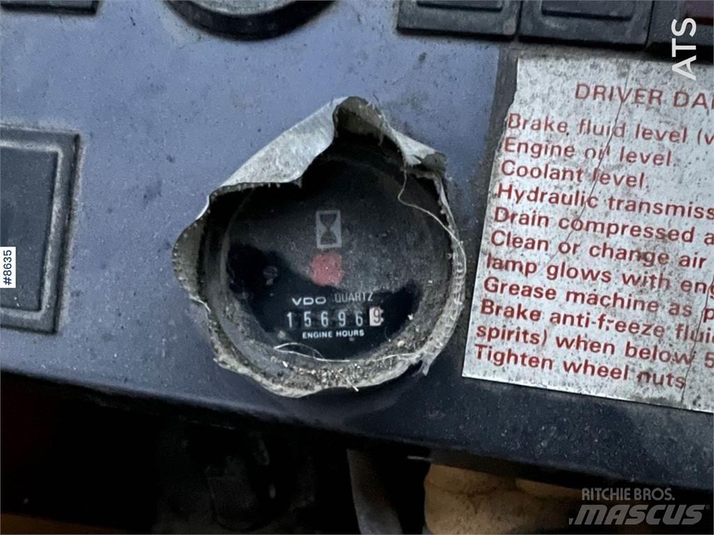 Volvo BM L120 buldozere pe roti