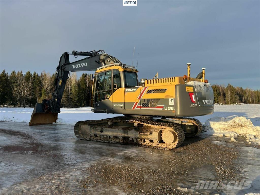 Volvo EC250DL Excavatoare pe șenile
