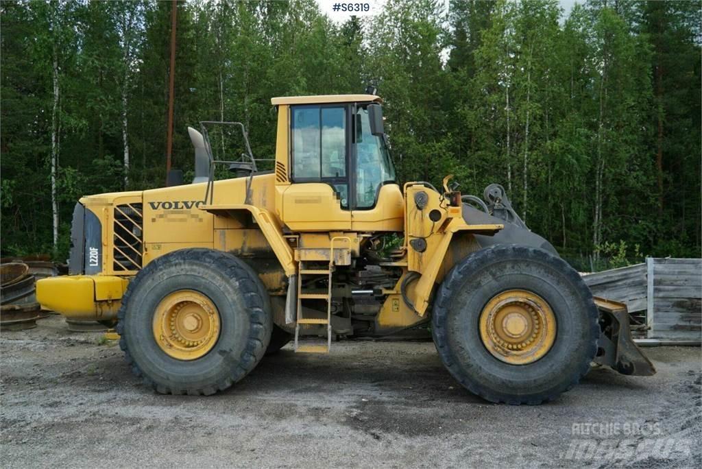 Volvo L220F Incarcator pe pneuri