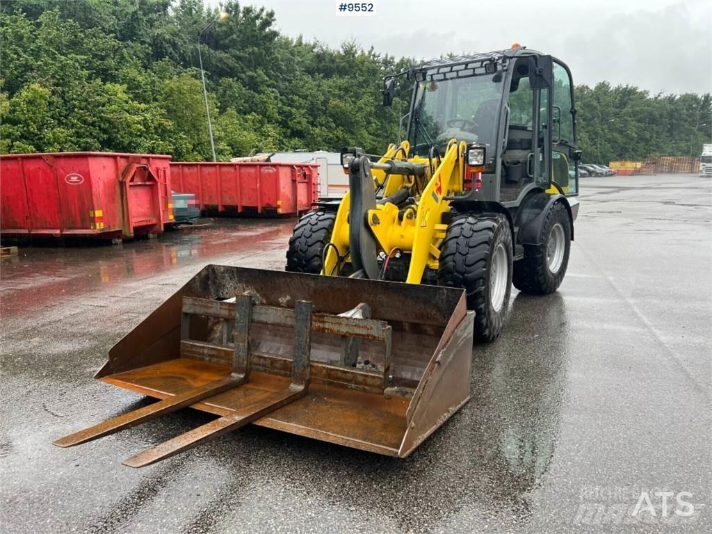 Wacker Neuson WL52 Incarcator pe pneuri
