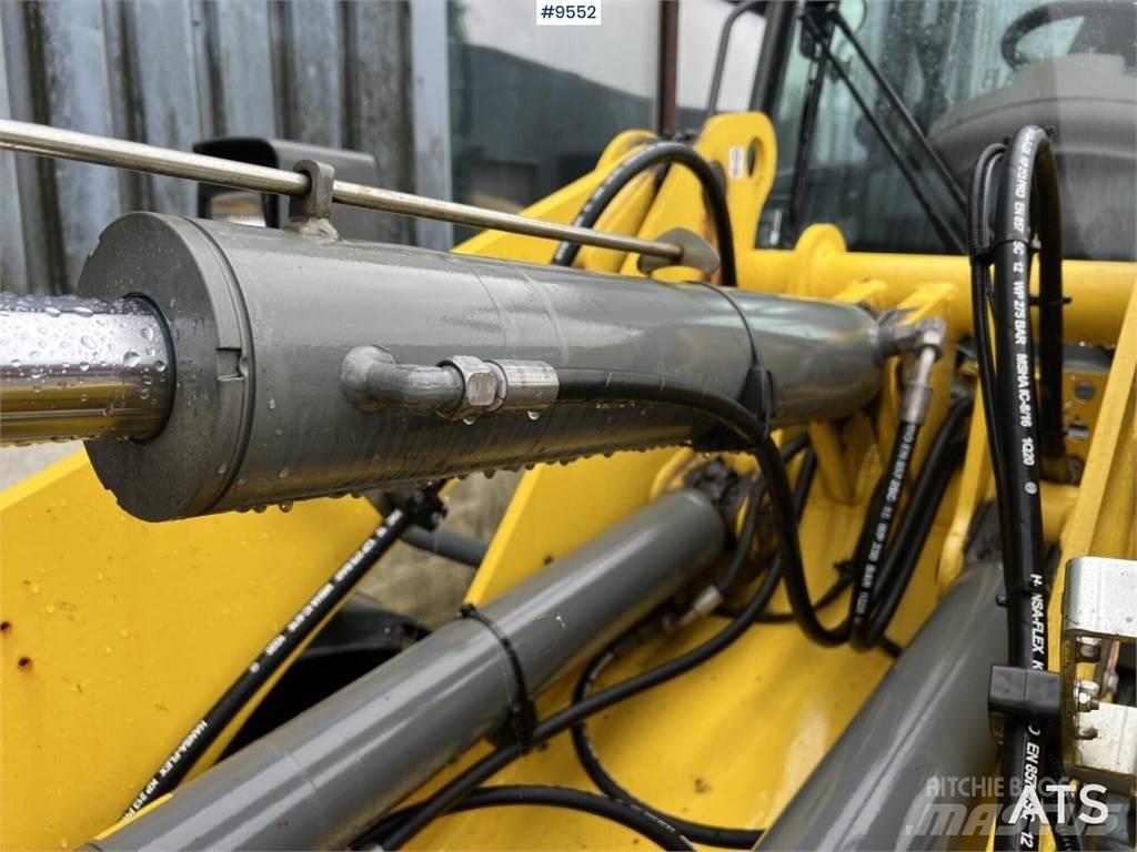 Wacker Neuson WL52 Incarcator pe pneuri