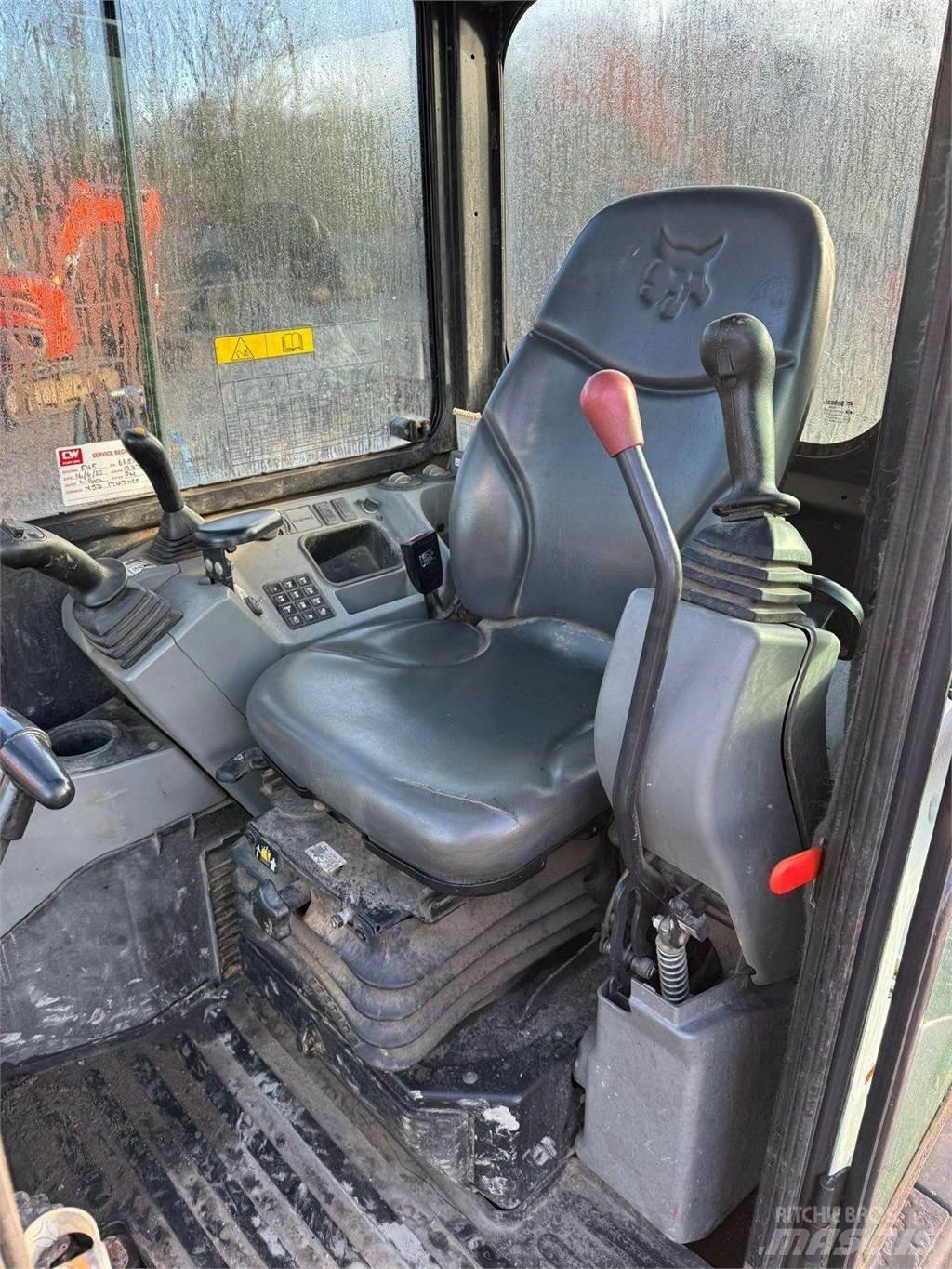 Bobcat E45 Excavatoare pe șenile
